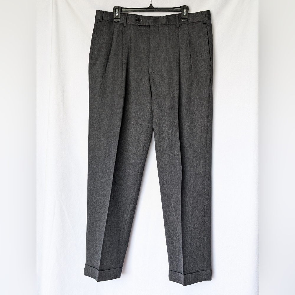 ☘️Brooks Brothers Dark Gray 100% Wool Pleated/Cuffed Dress Pants 37x30 *Flaws*